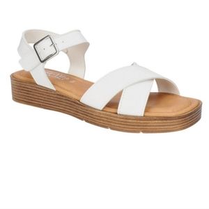 Bella vita sandals
